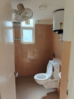 Bathroom in 3.5 BHK Apartment at Emaar Emerald Estate, Sector 65 – for Sale