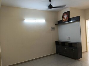 Room in 2 BHK Builder Floor at Sector 22b – for Rent