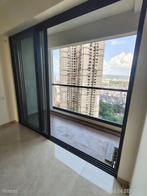 Room in 2 BHK Apartment at Dosti Eastern Bay, Wadala – for Sale