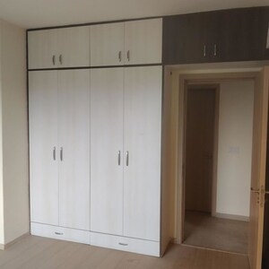 Room in 4 BHK Builder Floor at Sector 21 – for Rent