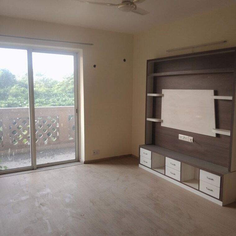 Room, sector 21 4 Bedroom 2200 Sq.Ft. Builder Floor In Sector 21 Gurgaon 10707787