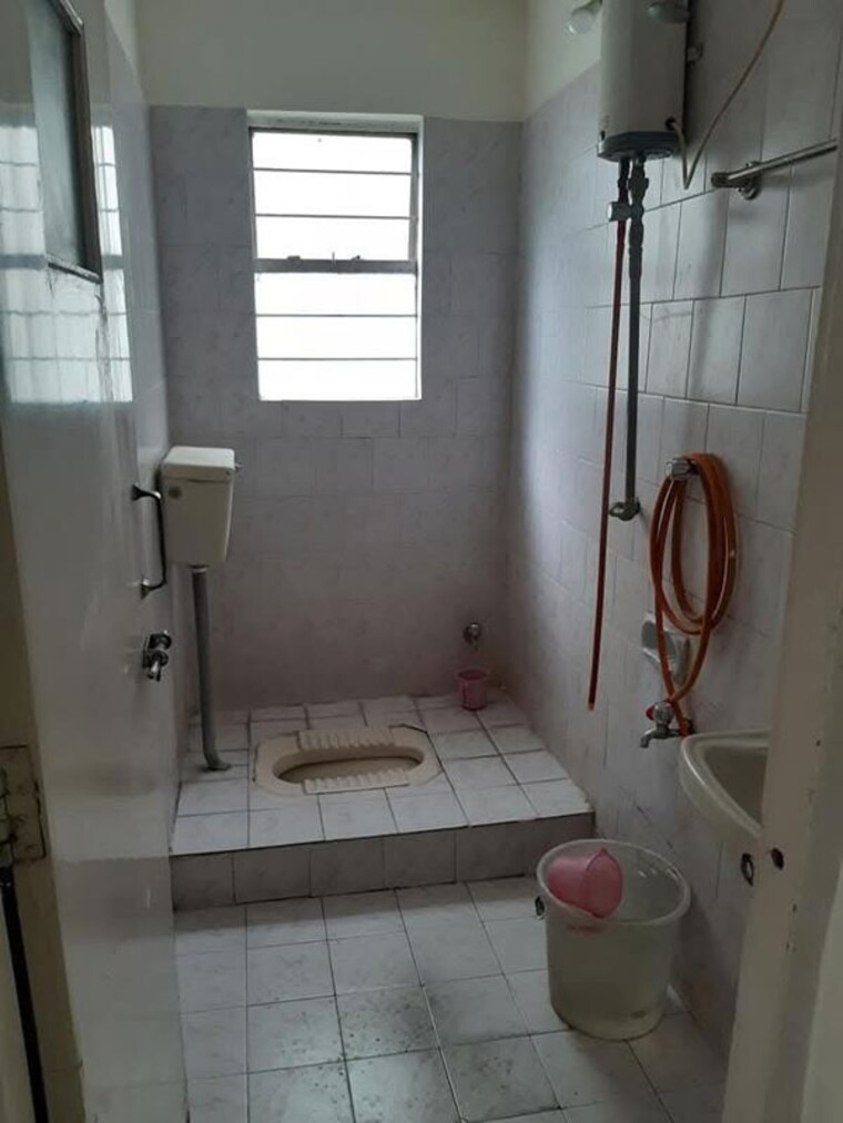 Bathroom, siddharth-nagar-phase-1 1 Bedroom 550 Sq.Ft. Apartment In Aundh Pune 10707801