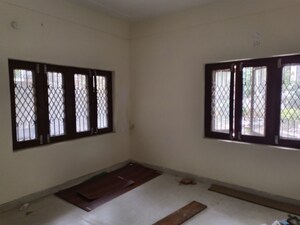 Room in 3 BHK Independent House at Banjara Hills – for Rent