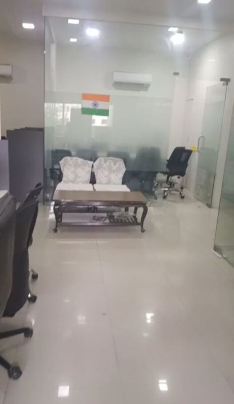 Bathroom, sola Commercial Office Space 1643 Sq.Ft. In Sola Ahmedabad 10707827