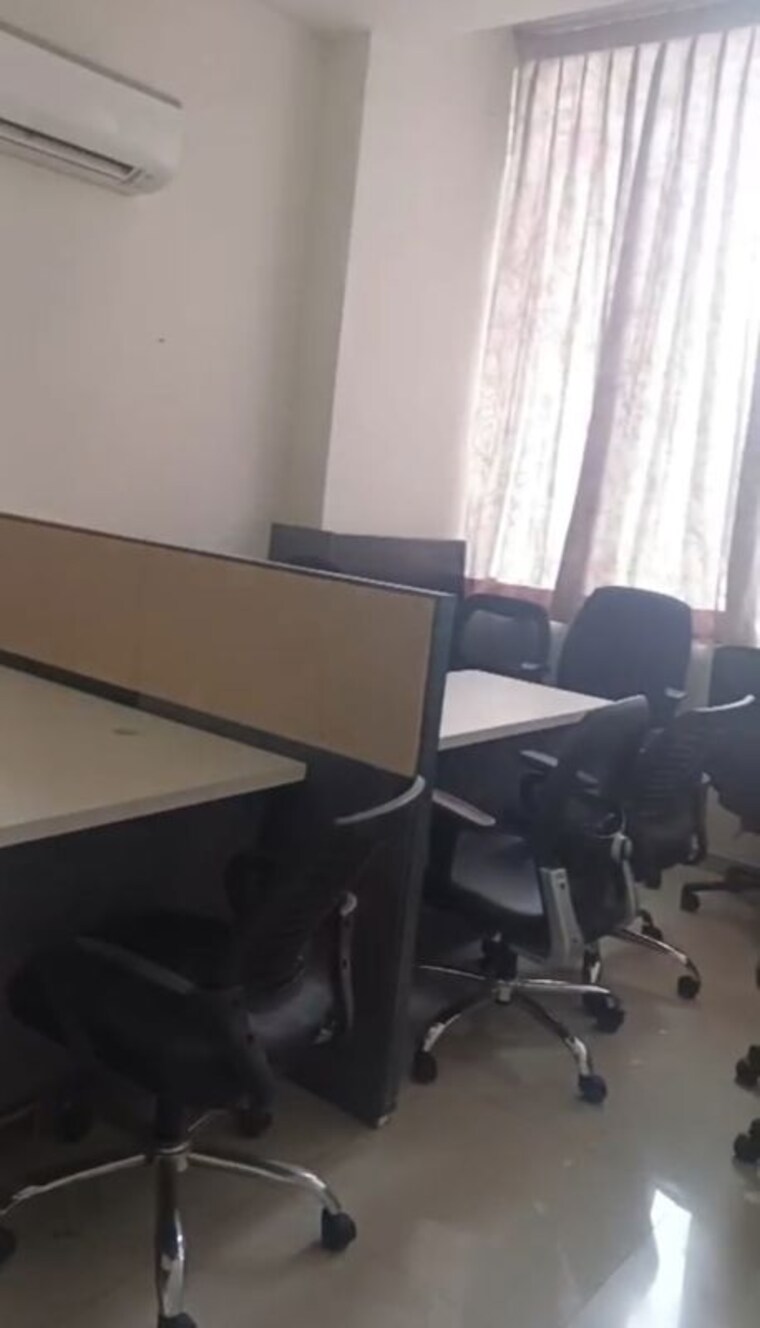 Team Area, sola Commercial Office Space 1643 Sq.Ft. In Sola Ahmedabad 10707827