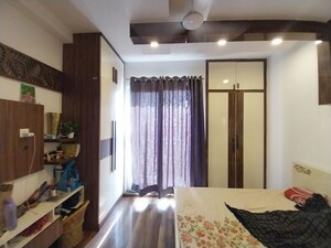 Living Room in 4 BHK Builder Floor at Sector 21 – for Rent