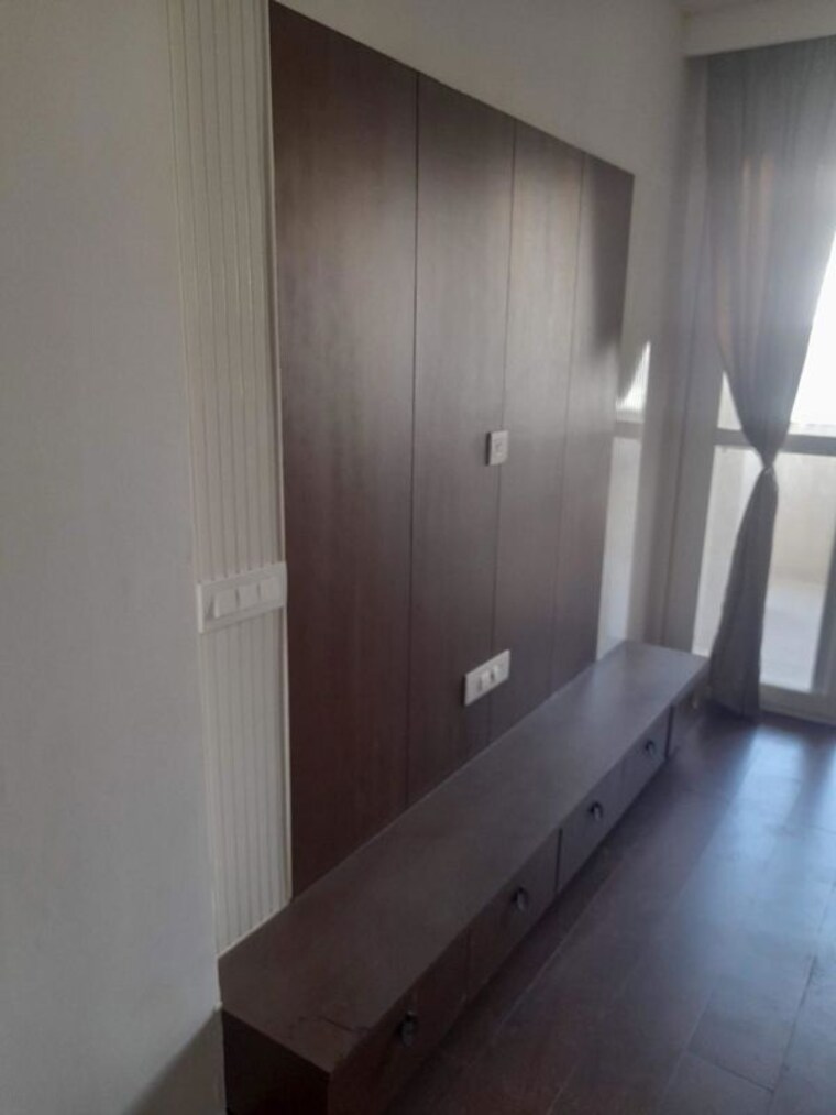 undefined, emaar-emerald-floors-premier 3.5 Bedroom 1650 Sq.Ft. Apartment In Sector 65 Gurgaon 10707824