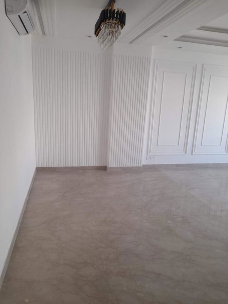 Room, emaar-emerald-floors-premier 3.5 Bedroom 1650 Sq.Ft. Apartment In Sector 65 Gurgaon 10707824