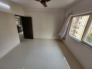 Room in 2 BHK Apartment at Sun United Eldora, Chembur – for Rent