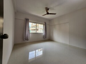 Room in 2 BHK Apartment at Sun United Eldora, Chembur – for Rent