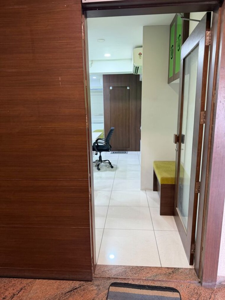 Exterior View, shrinand nagar Commercial Office Space 1510 Sq.Ft. In Shrinand Nagar Ahmedabad 10707826
