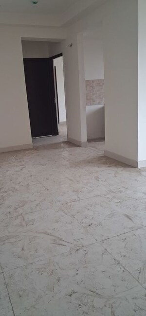 Room in 3 BHK Apartment at Sector 107 – for Sale
