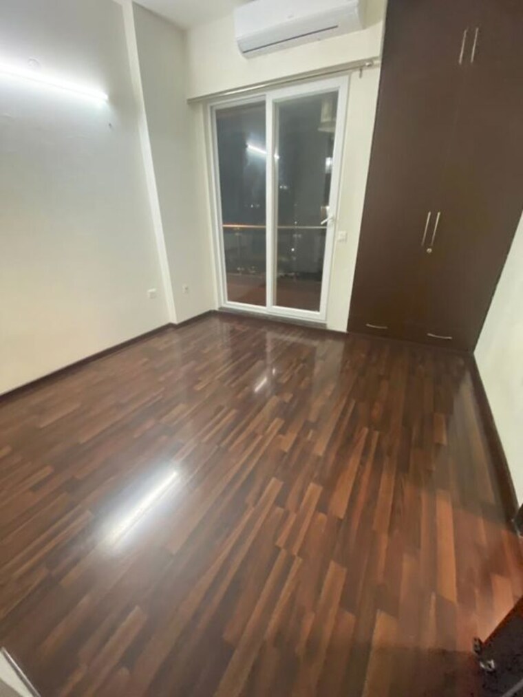Room, sector 23a 4 Bedroom 2200 Sq.Ft. Builder Floor In Sector 23a Gurgaon 10707853