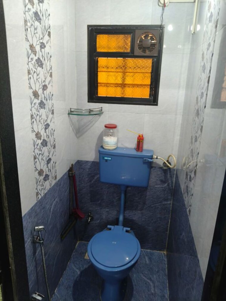 Bathroom, sankalp-nnp 1 RK 370 Sq.Ft. Apartment In Goregaon East Mumbai 10707851