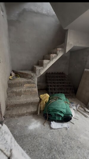  3 BHK Independent House at Tek Chand Nagar – for Sale