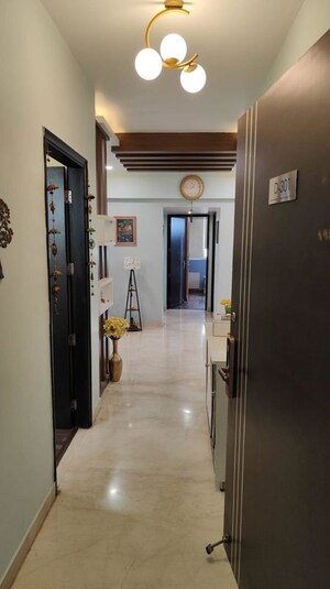 Building Lobby in 4 BHK Builder Floor at Sector 23 – for Rent