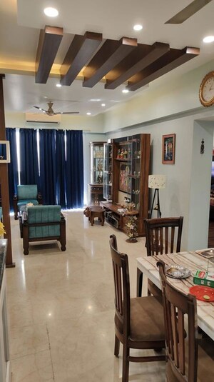 Living Room in 4 BHK Builder Floor at Sector 23 – for Rent