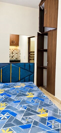 1 Rk+Builder Floor For Rent in Neb Sarai