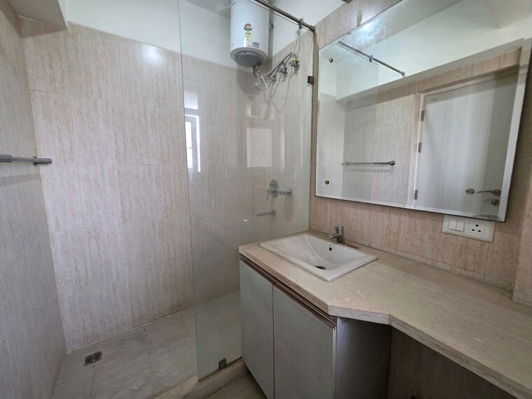 Bathroom, sector 21 4 Bedroom 2120 Sq.Ft. Builder Floor In Sector 21 Gurgaon 10707876