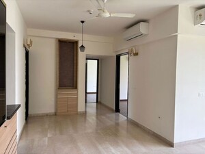 Room in 4 BHK Builder Floor at Sector 22b – for Rent