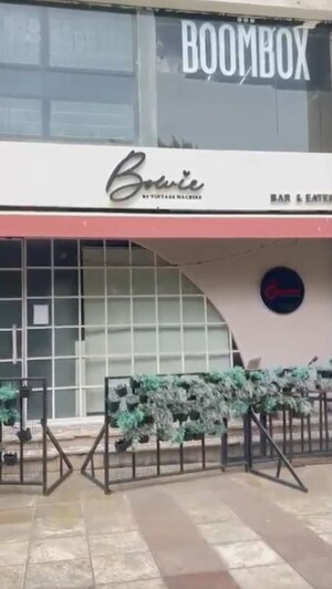  Showroom – Exterior View View at Vibhuti Khand - for Rent