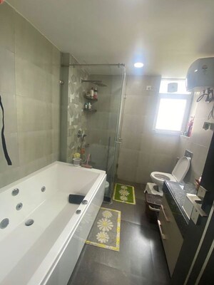 Team Area in 4 BHK Builder Floor at Sector 23 – for Rent