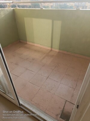 Balcony in 2 BHK Apartment at Bakkarwala – for Rent