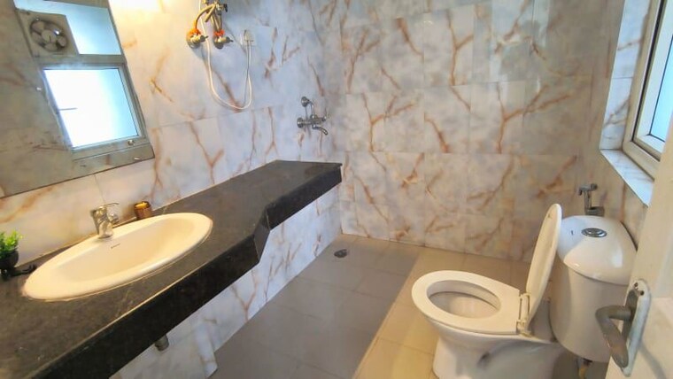 Bathroom, mapsko-royale-ville 3.5 Bedroom 1790 Sq.Ft. Apartment In Sector 82 Gurgaon 10707942