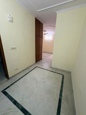 Room in 3 BHK Builder Floor at Greater Kailash – for Rent