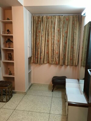 Living Room in 3 BHK Builder Floor at Green Park – for Rent