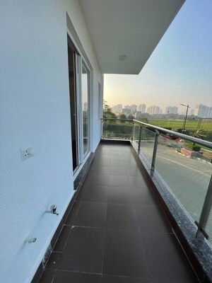 Balcony in 2 BHK Builder Floor at Sector 22 – for Rent