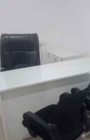  Office Space For Rent in Gaur City Mall, Sector 4 Greater Noida