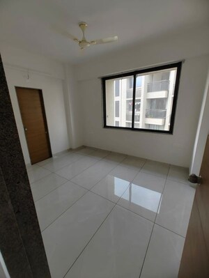 Room in 3 BHK Apartment at Lad Society – for Rent