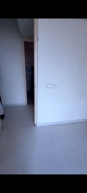 Room in 2 BHK Apartment at GLS Arawali Homes, Sohna Sector 4 – for Sale