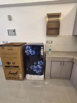 Team Area in 1 BHK Apartment at ROF Amaltas, Sector 92 – for Rent
