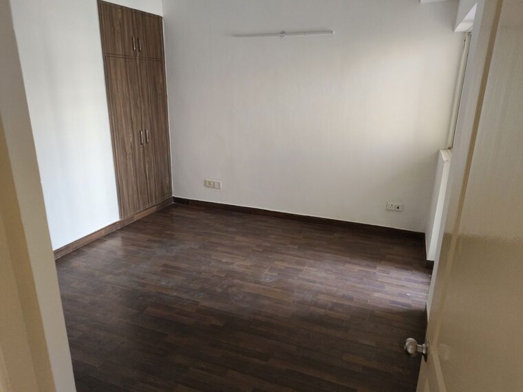Room, paras-tierea 3 Bedroom 1410 Sq.Ft. Apartment In Sector 137 Noida 10707955