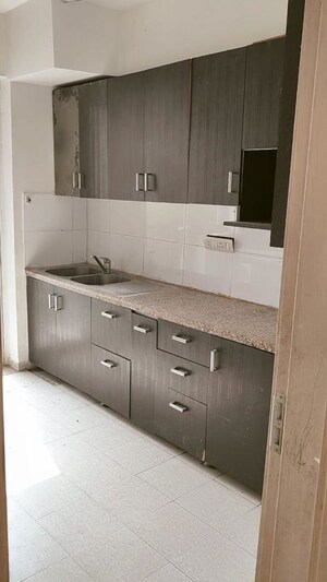 Kitchen in 1 BHK Builder Floor at Sector 21 – for Rent