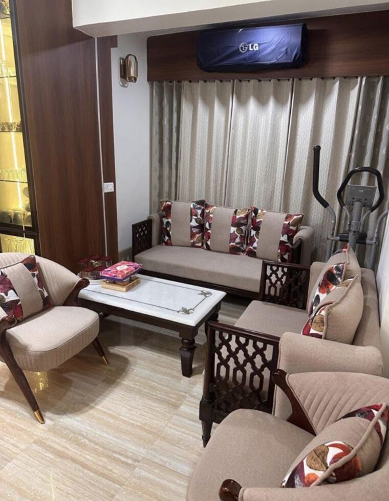 Bedroom, subhash nagar 3 Bedroom 140 Sq.Yd. Builder Floor In Subhash Nagar Delhi 10708012