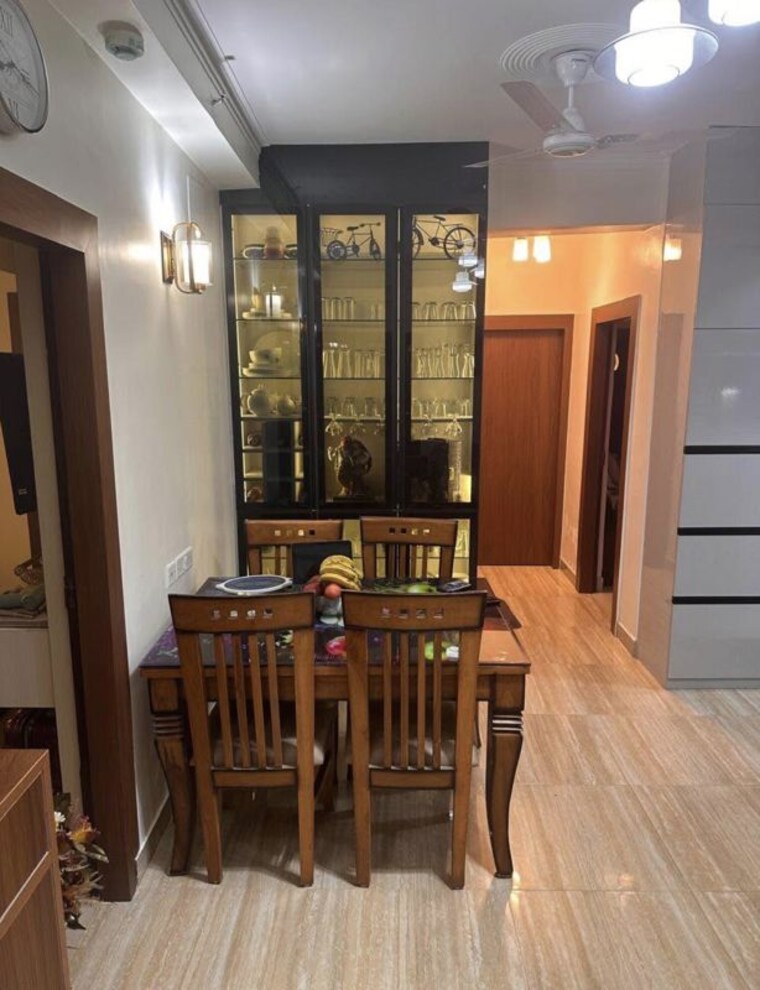 Living Room, subhash nagar 3 Bedroom 140 Sq.Yd. Builder Floor In Subhash Nagar Delhi 10708012