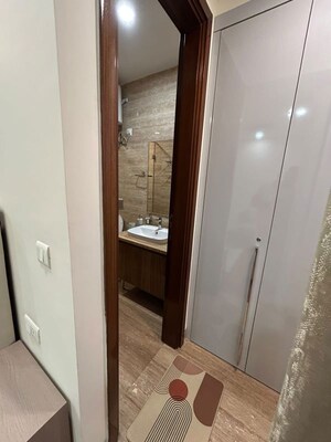 Laundry Area in 3 BHK Builder Floor at Safdarjung Enclave – for Rent
