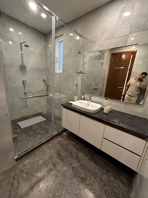 Kitchen in 3 BHK Builder Floor at Safdarjung Enclave – for Rent