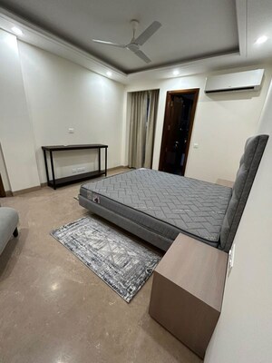 Bedroom in 3 BHK Builder Floor at Safdarjung Enclave – for Rent