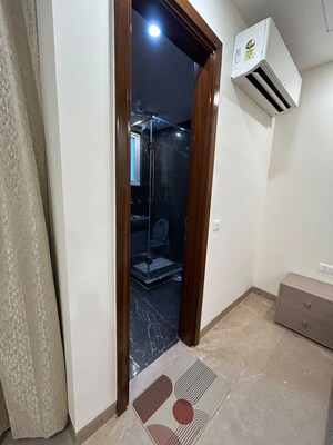 Building Lobby in 3 BHK Builder Floor at Safdarjung Enclave – for Rent