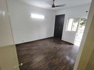 Room in 3.5 BHK Apartment at Paras Tierea, Sector 137 – for Sale