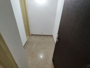 Room in 3.5 BHK Apartment at Paras Tierea, Sector 137 – for Sale