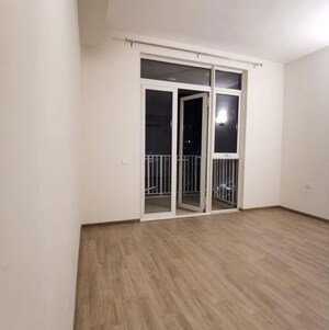 Room in 4 BHK Apartment at Ireo Victory Valley, Sector 67 – for Rent