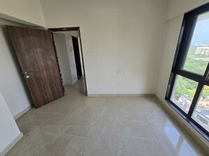 Room in 1 BHK Apartment at Sethia Marine View, Borivali West – for Sale