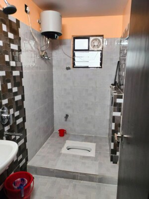 Bathroom in 3 BHK Apartment at Hindpiri – for Rent