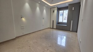 Room in 3 BHK Builder Floor at East Of Kailash – for Sale