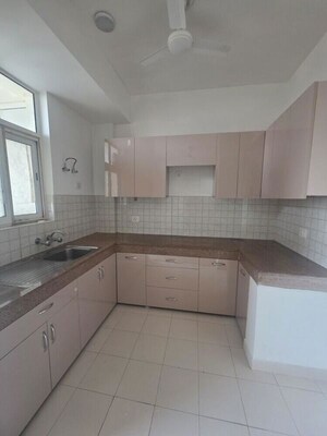 Kitchen in 1 BHK Builder Floor at Sector 21 – for Rent